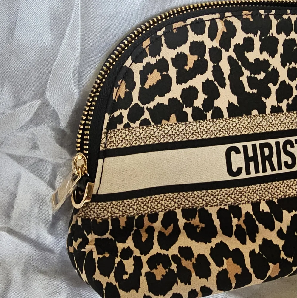 Christian Dior Leopard Print Crossbody Bag or Makeup bag w/ adjustable strap - Picture 5 of 7